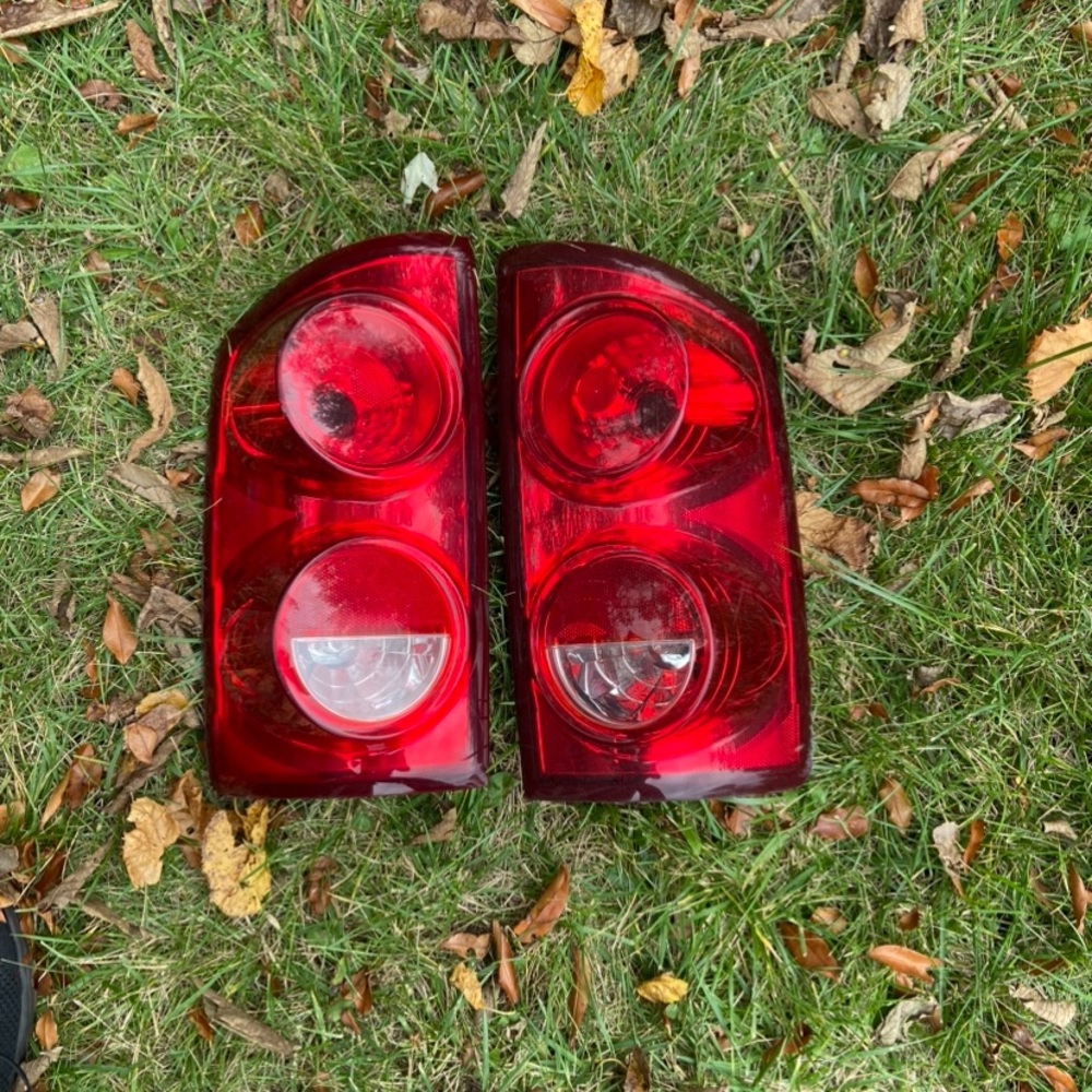 2007 Dodge Ram 3500 Cummins Stock Taillight Housing.